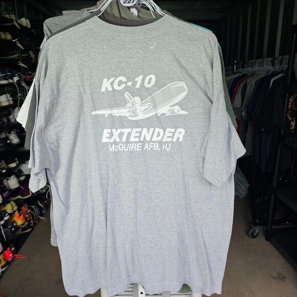 Gildan Gray Short Sleeve Tee - Picture 1 of 5